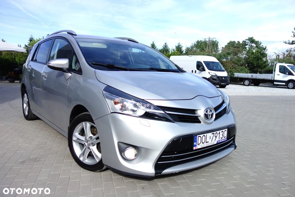 Toyota Verso 2.0 D-4D 7-Sitzer Life - 12