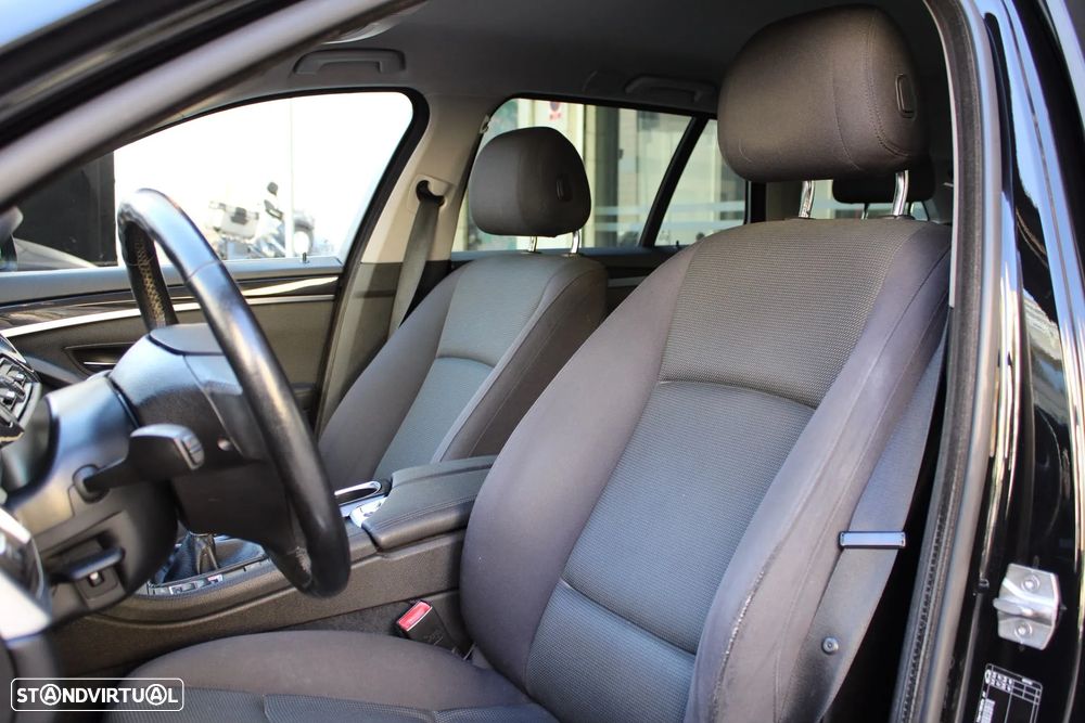 BMW 520 d Luxury Line - 24