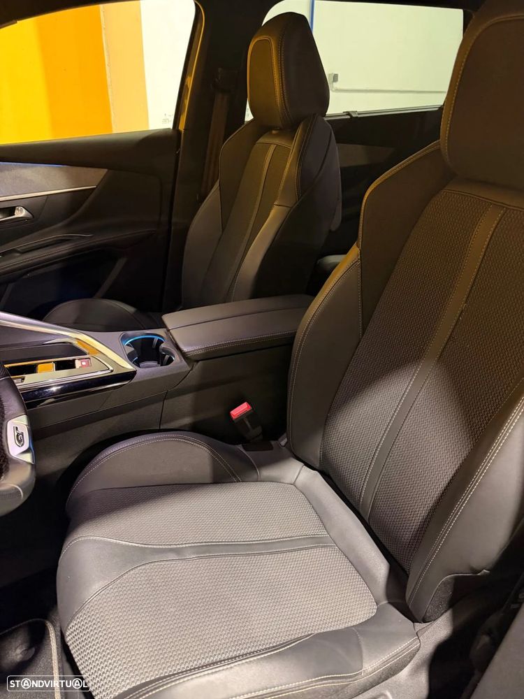 Peugeot 5008 BlueHDI 130 EAT8 GT - 19