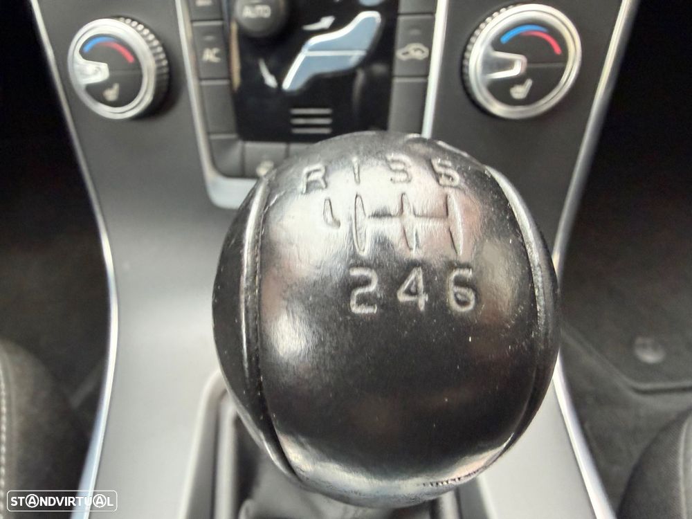 Volvo V60 1.6 D2 Drive Kinetic Start/Stop - 39