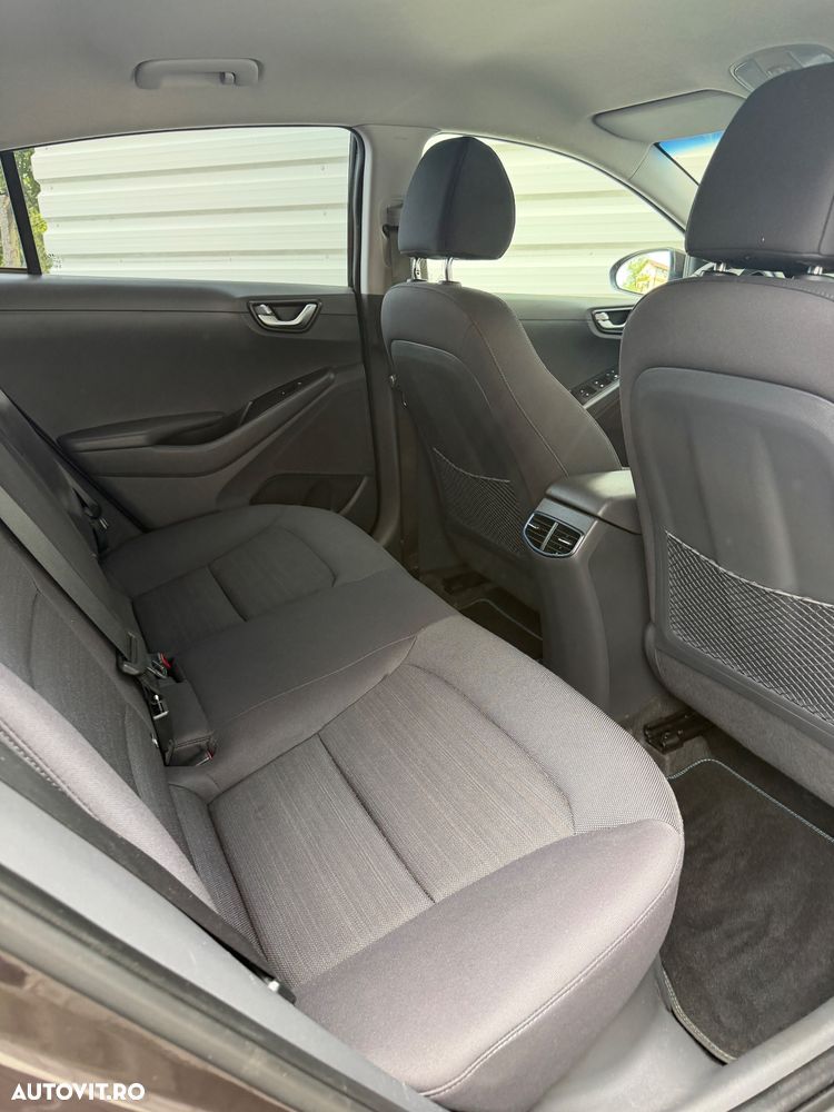Hyundai IONIQ 1.6 GDI Style - 19