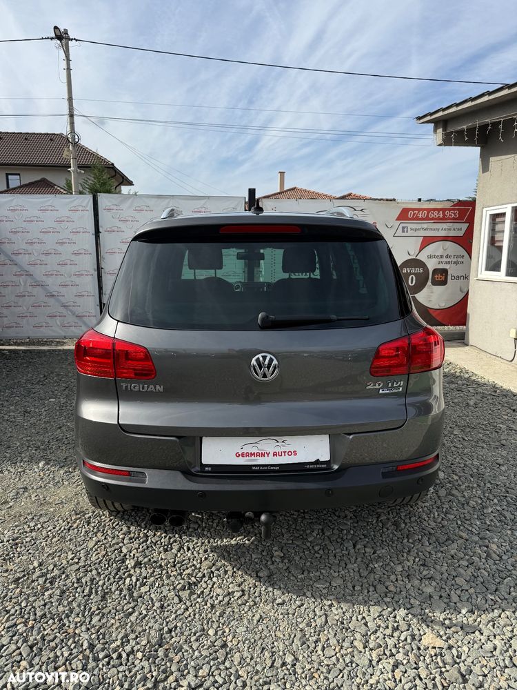 Volkswagen Tiguan - 13