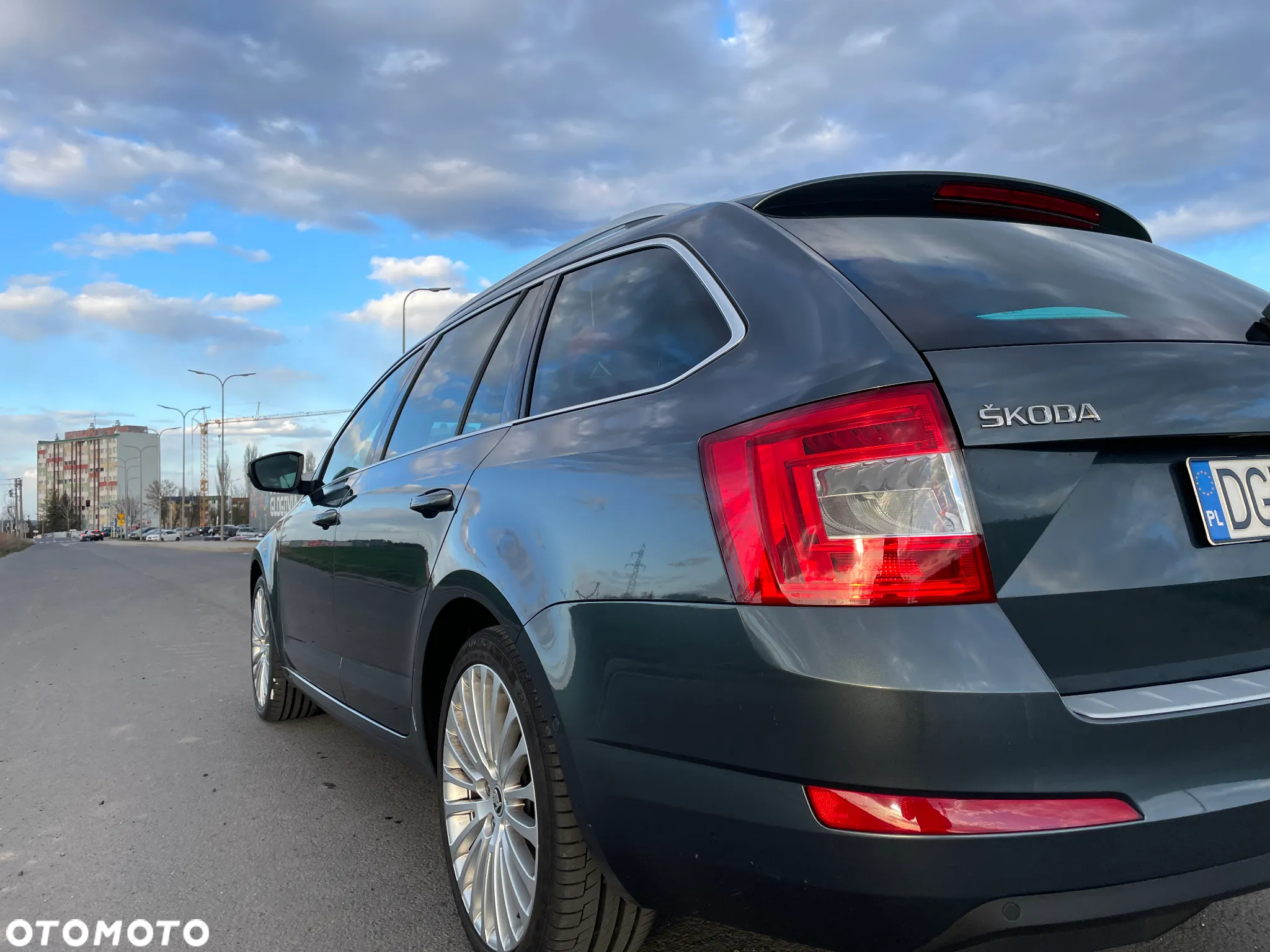 Skoda Octavia Combi 2.0 TDI Green tec DSG Elegance - 18