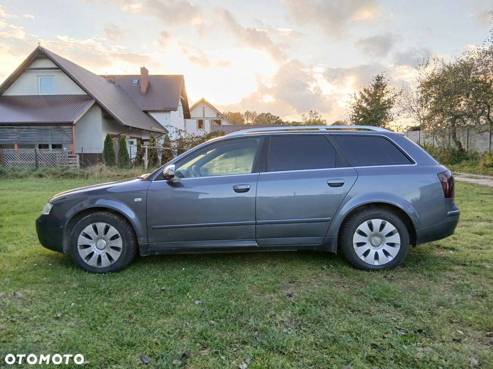 Audi A4 Avant - 4