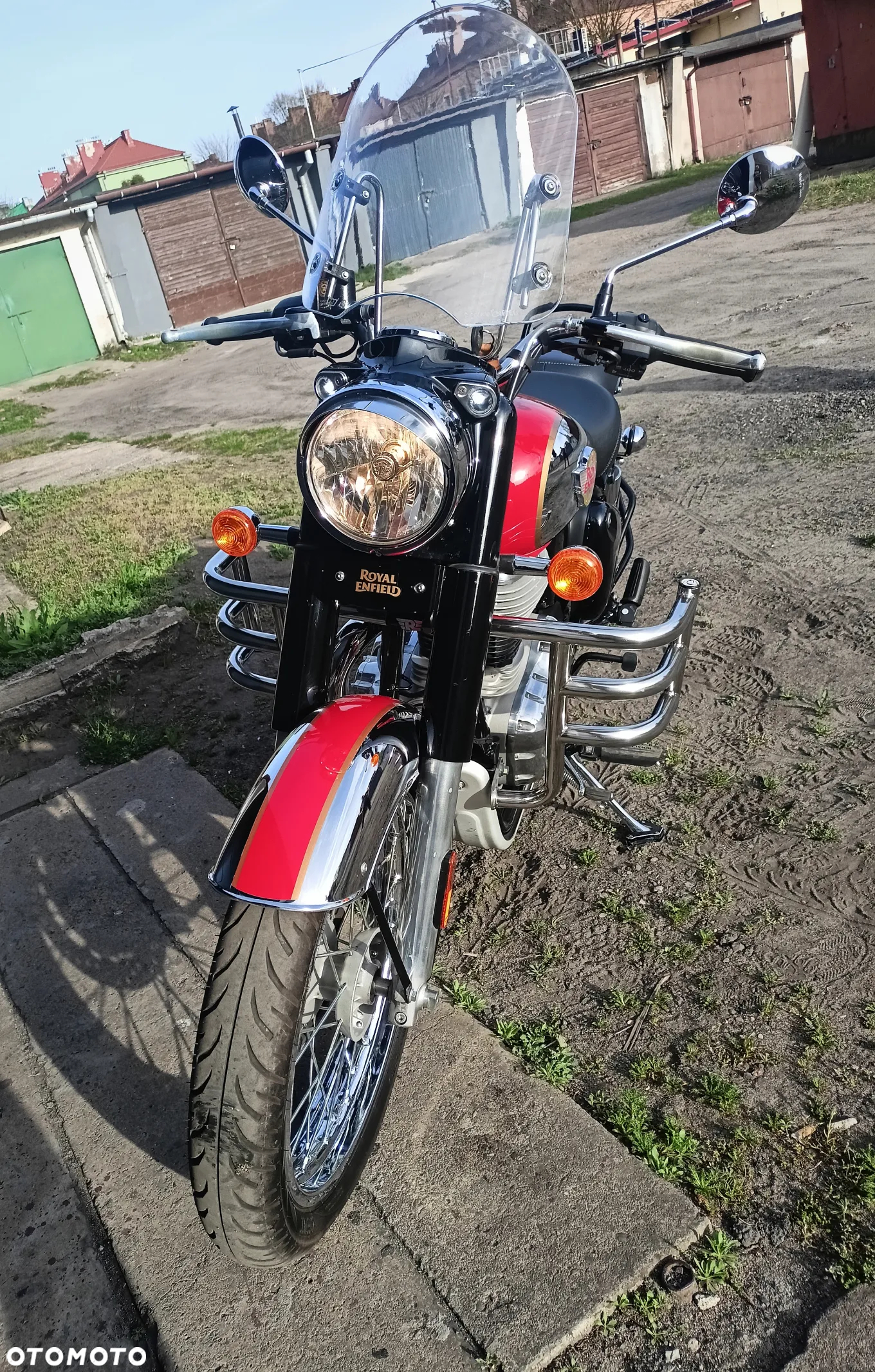 Royal Enfield Classic - 4