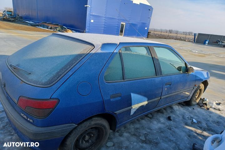 Usa fata dreapta Peugeot 306 1 [1993 - 1997] Hatchback 5-usi 1.4 MT ( - 5