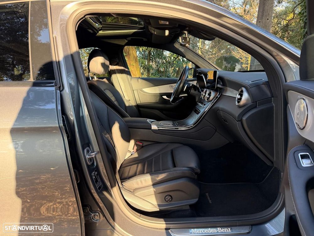 Mercedes-Benz GLC 300 de Coupé 4Matic - 29