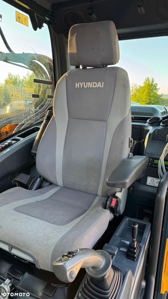 Hyundai Robex 140 - 26
