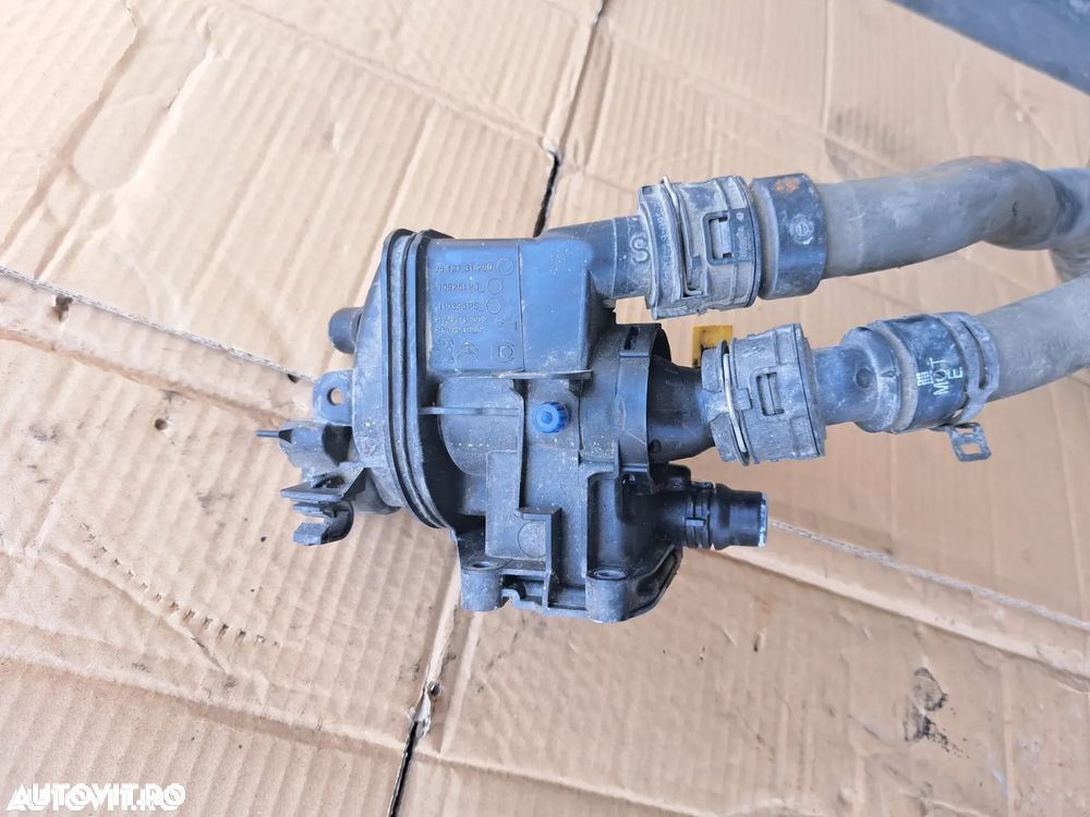Termostat lichid racire corp carcasa termostat Original Opel Crossland X Peugeot 308 208 1.2i - 1