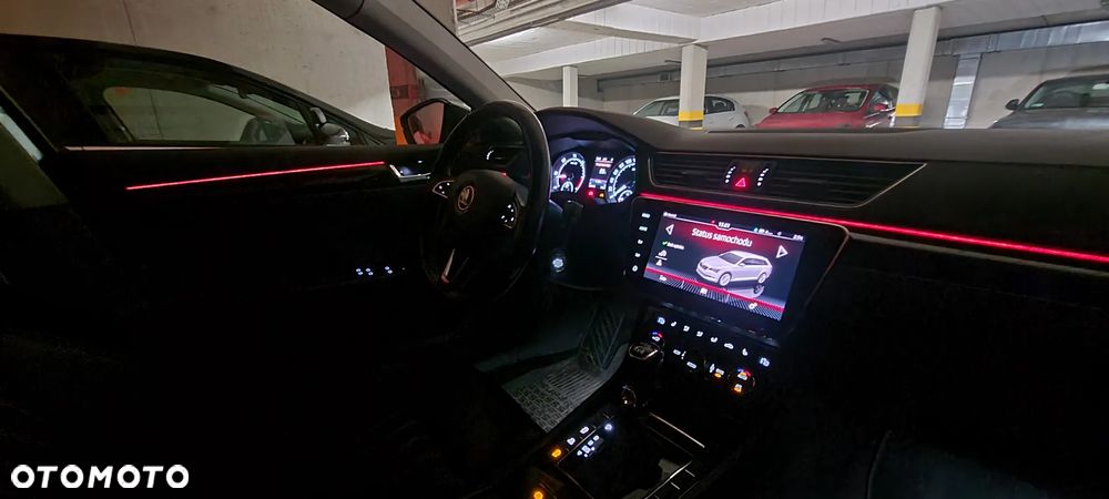 Skoda Superb 2.0 TDI SCR 4x4 L&K DSG - 38