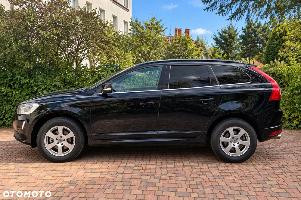 Volvo XC 60 D4 AWD Momentum - 3