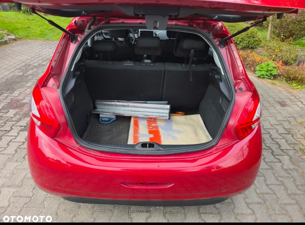 Peugeot 208 1.2 PureTech Active - 8