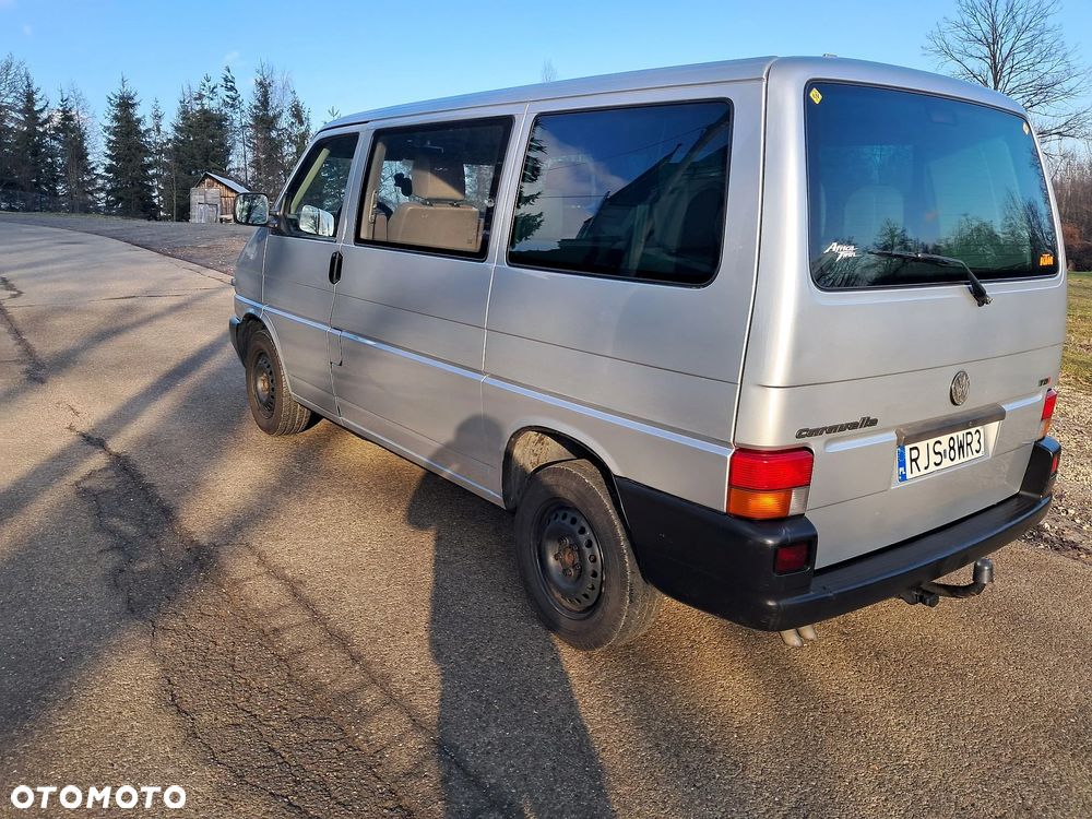 Volkswagen Caravelle - 4