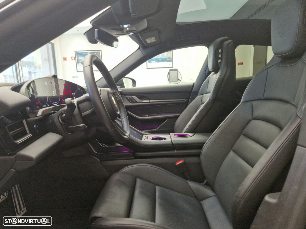Porsche Taycan Standard - 18