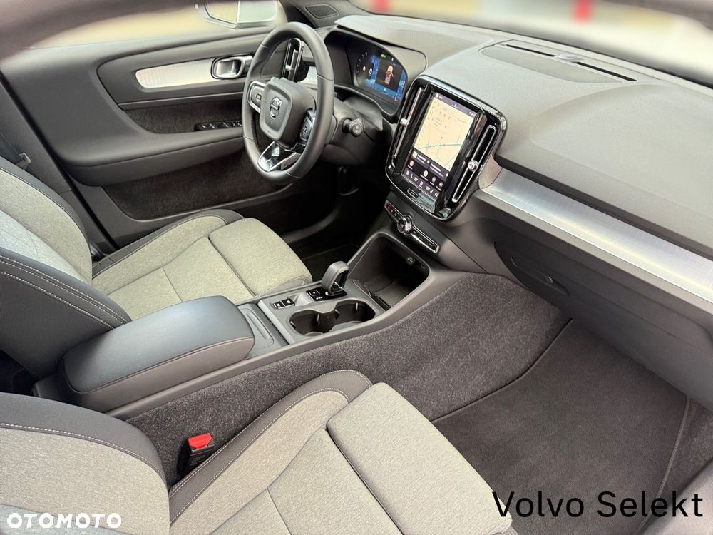 Volvo XC 40 - 28