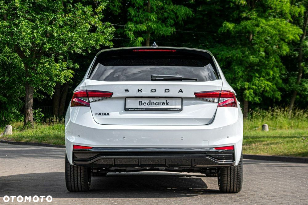 Skoda Fabia - 8