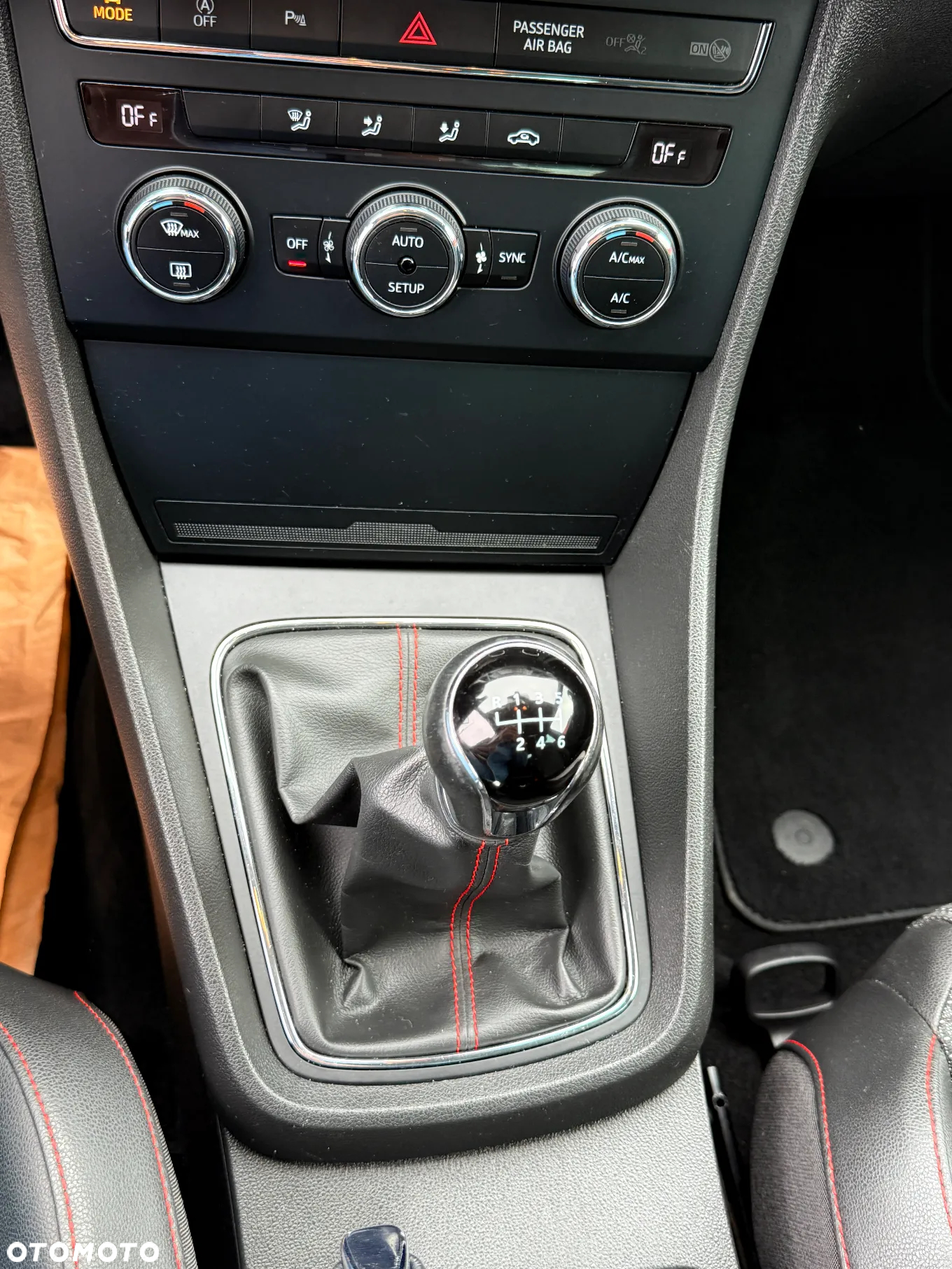 Seat Leon 2.0 TDI FR Black S&S - 35