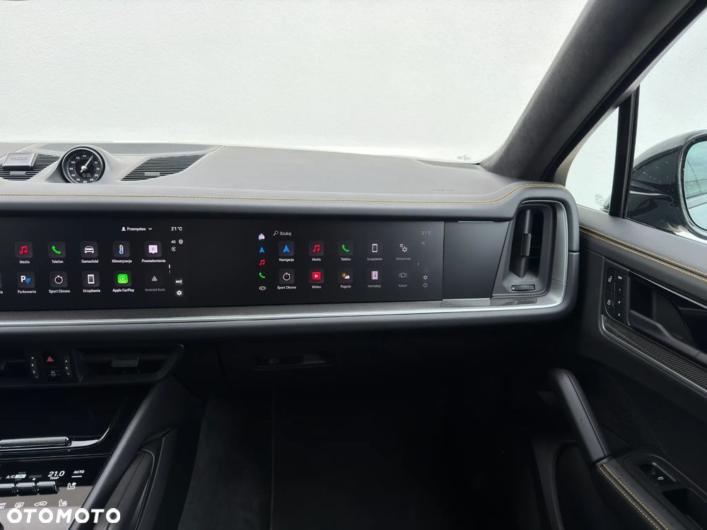 Porsche Cayenne - 23