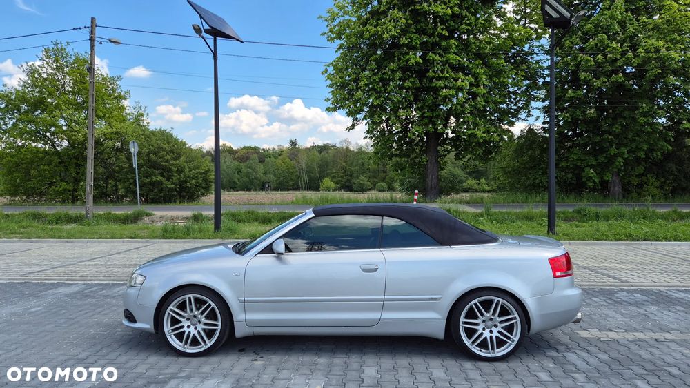Audi A4 Cabrio - 1