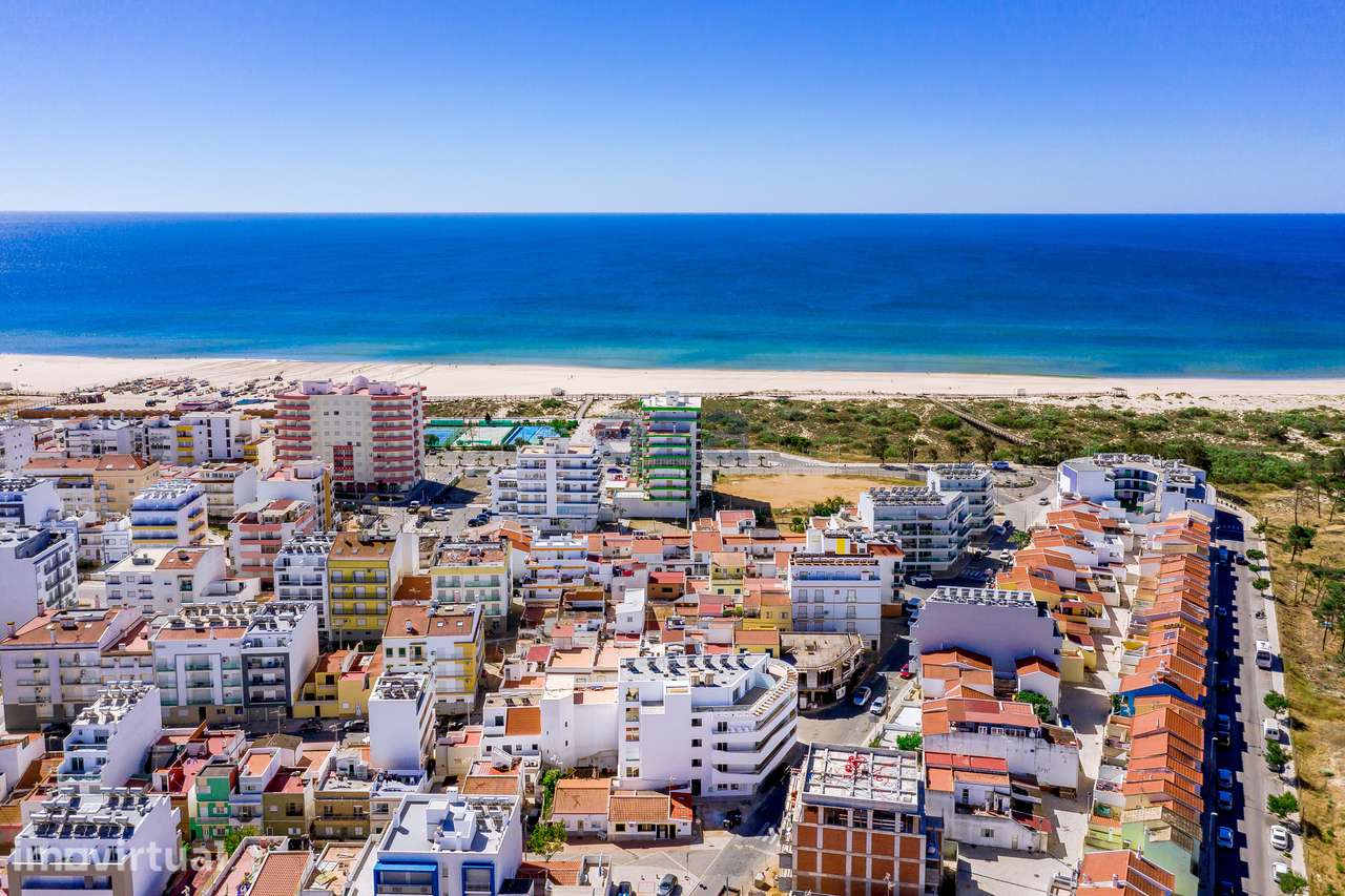 Apartamento T2 em Monte Gordo, Vila Real de Santo António. - Grande imagem: 2/27