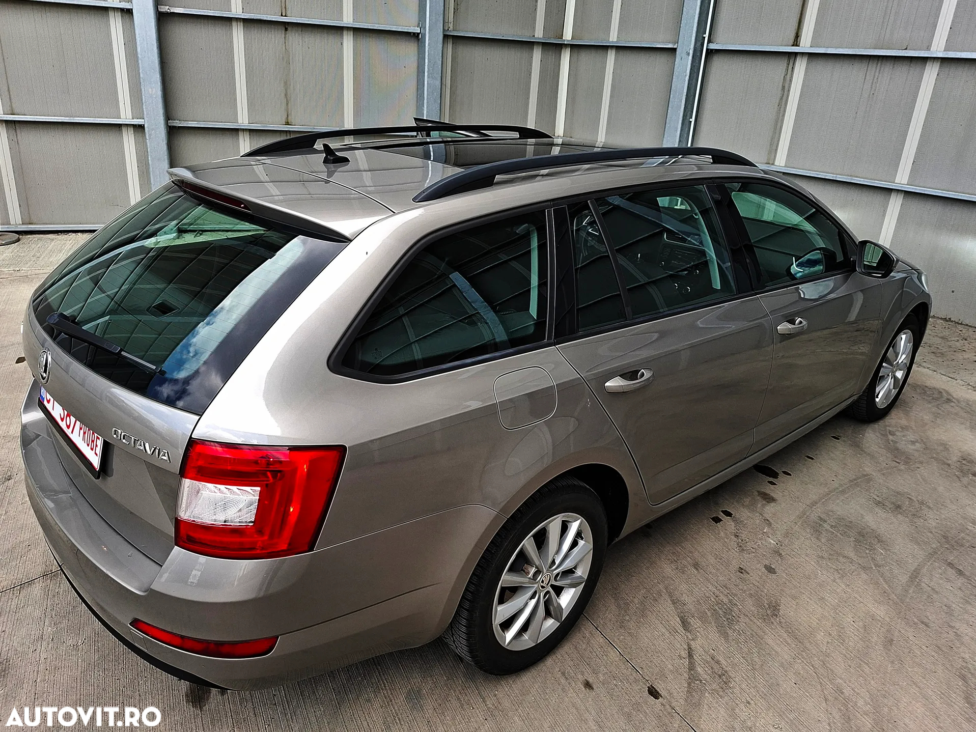 Skoda Octavia 1.6 TDI DSG Style - 5