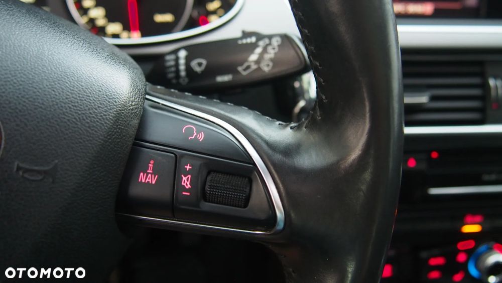 Audi A4 Avant 2.0 TDI DPF Ambiente - 8