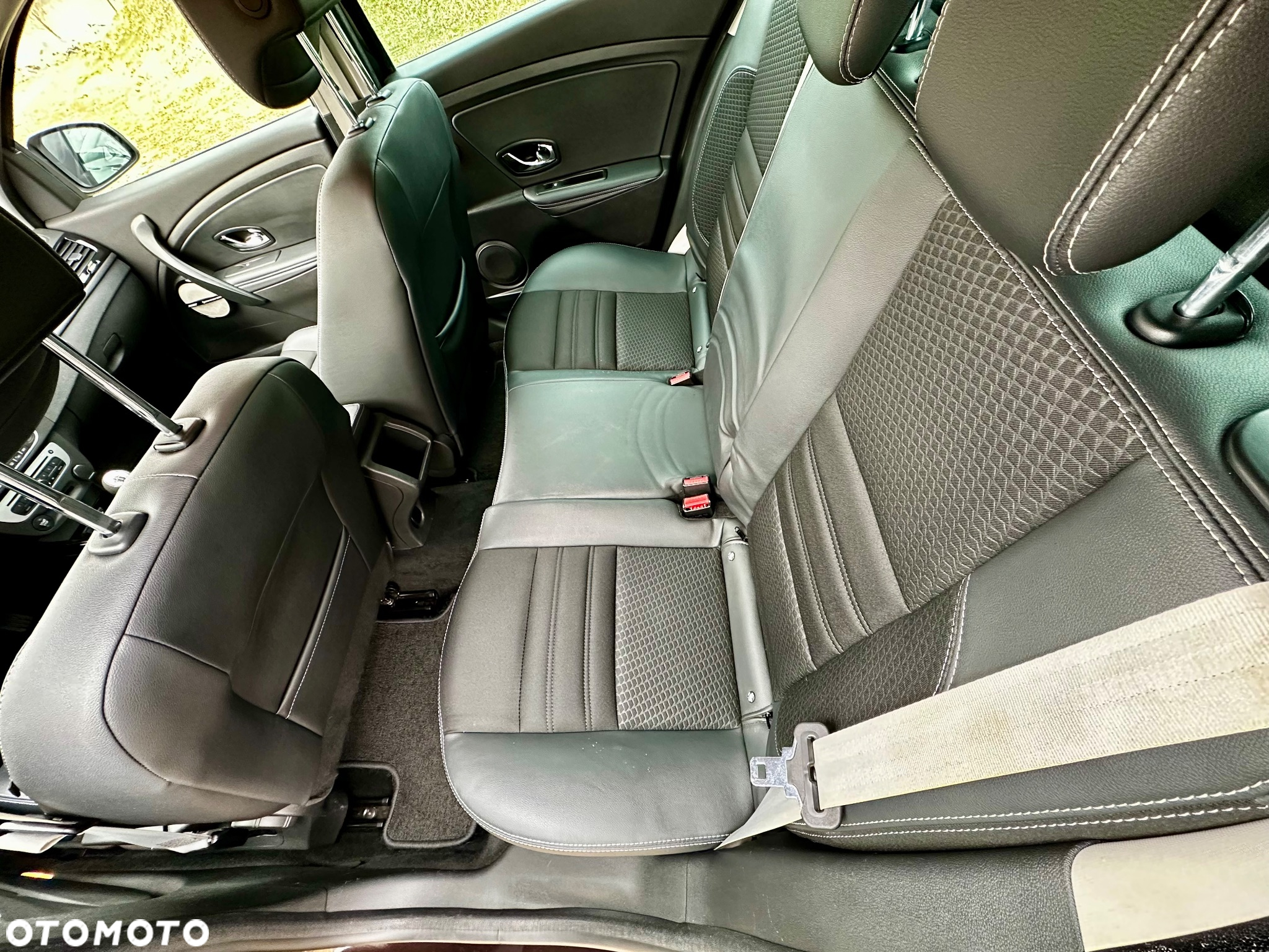 Renault Megane 1.5 dCi Bose - 8