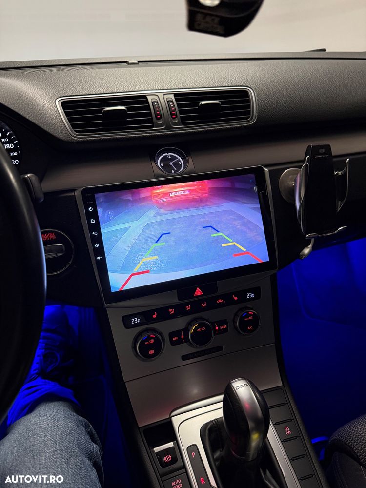 Volkswagen Passat CC - 11