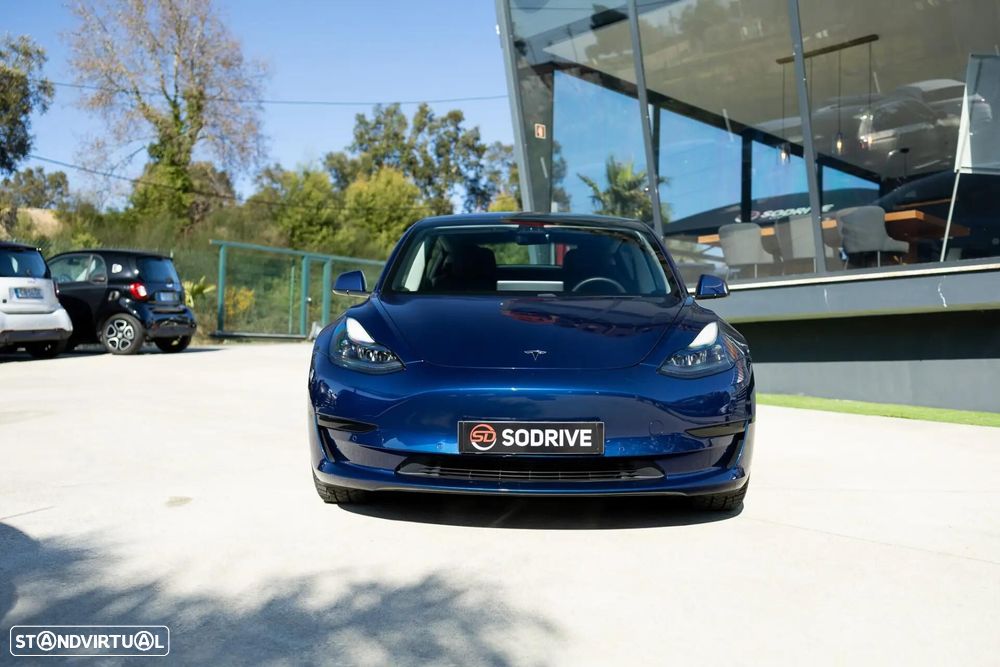 Tesla Model 3 Long-Range Dual Motor AWD - 4