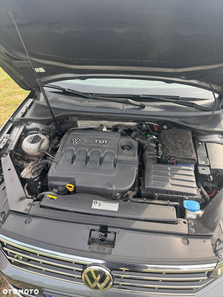 Volkswagen Passat 2.0 TDI BMT Highline - 18