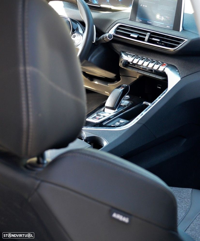Peugeot 3008 1.6 Hybrid Allure e-EAT8 - 10