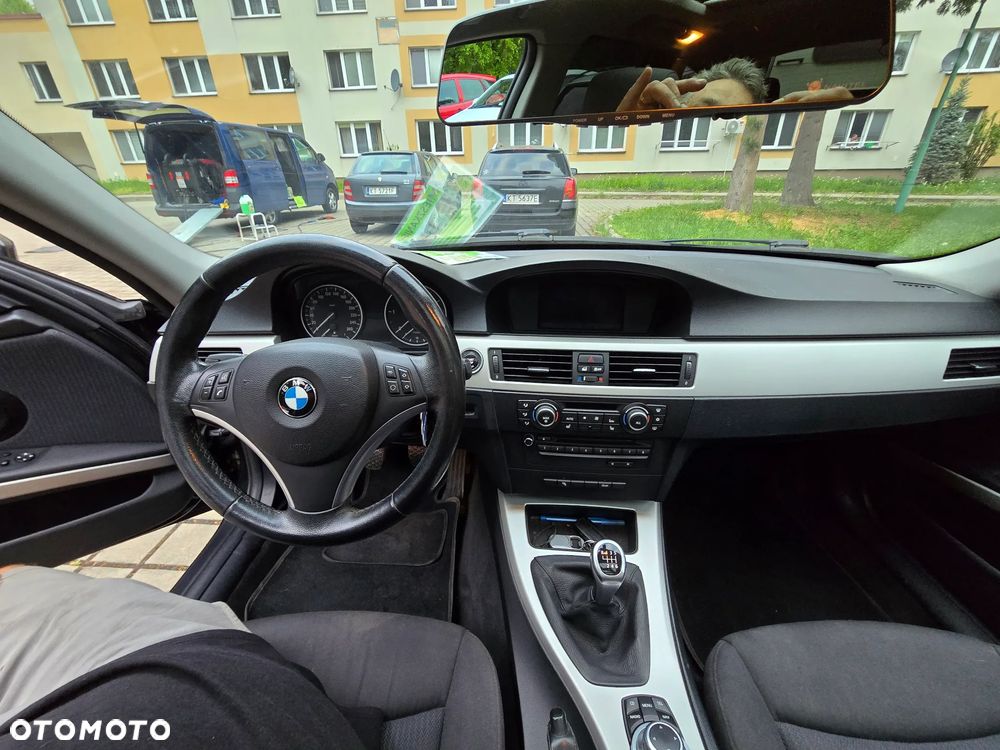 BMW Seria 3 318d Sport Line - 5