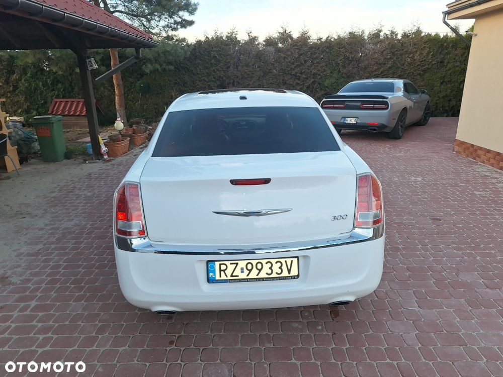 Chrysler 300C - 6