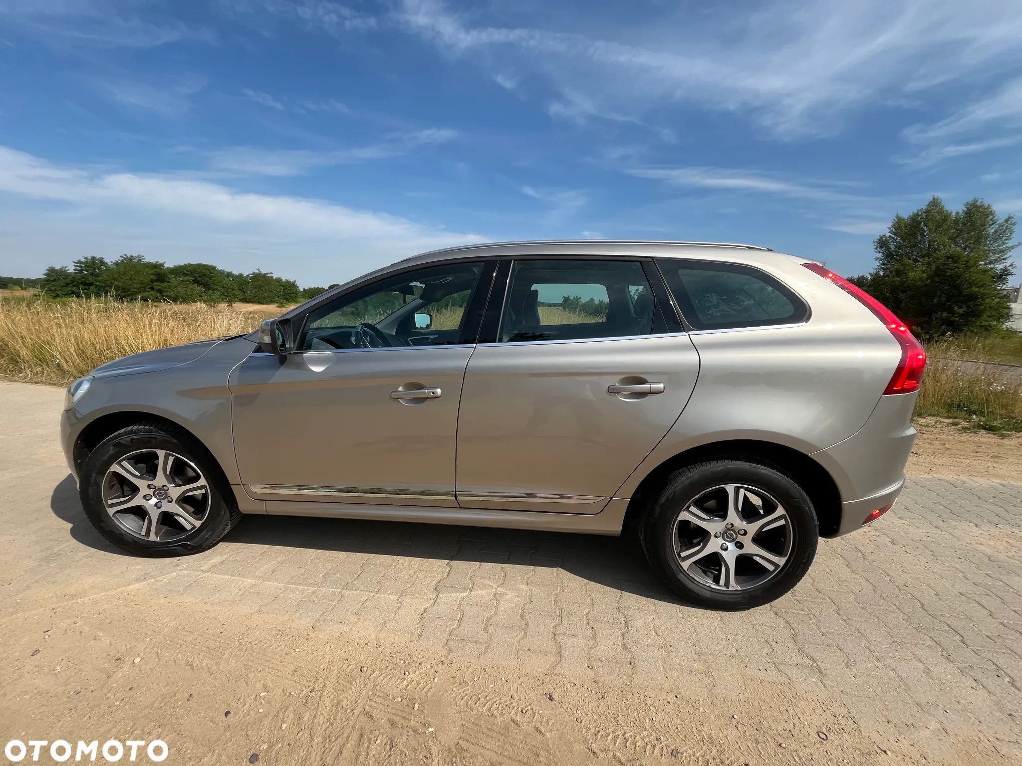Volvo XC 60 D3 Momentum - 1