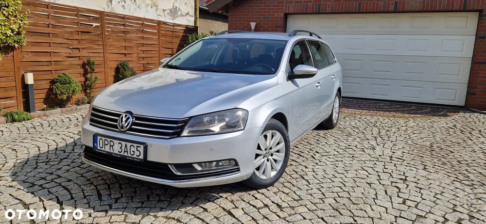 Volkswagen Passat 2.0 TDI Comfortline DSG - 8