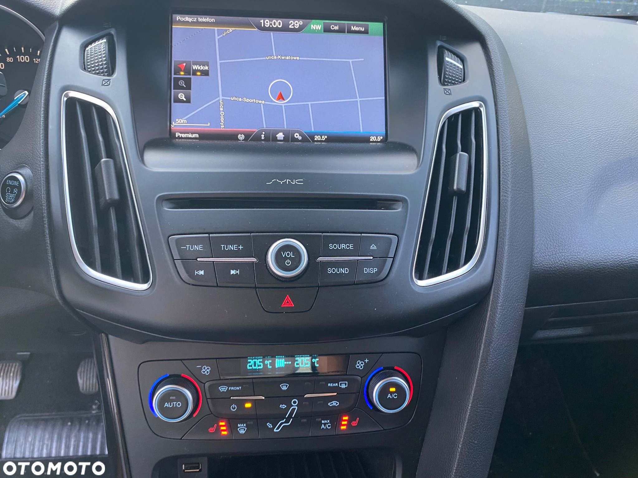 Ford Focus 1.0 EcoBoost Start-Stopp-System COOL&CONNECT DESIGN - 19