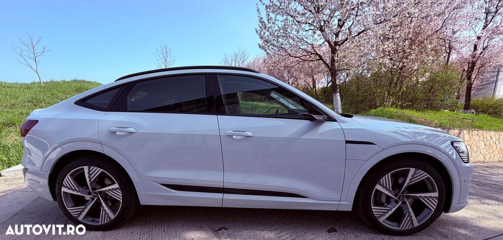 Audi Q8 55 quattro Advanced - 13