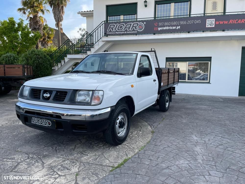Nissan Pick-Up D22 2.5 D (83CV) - 1