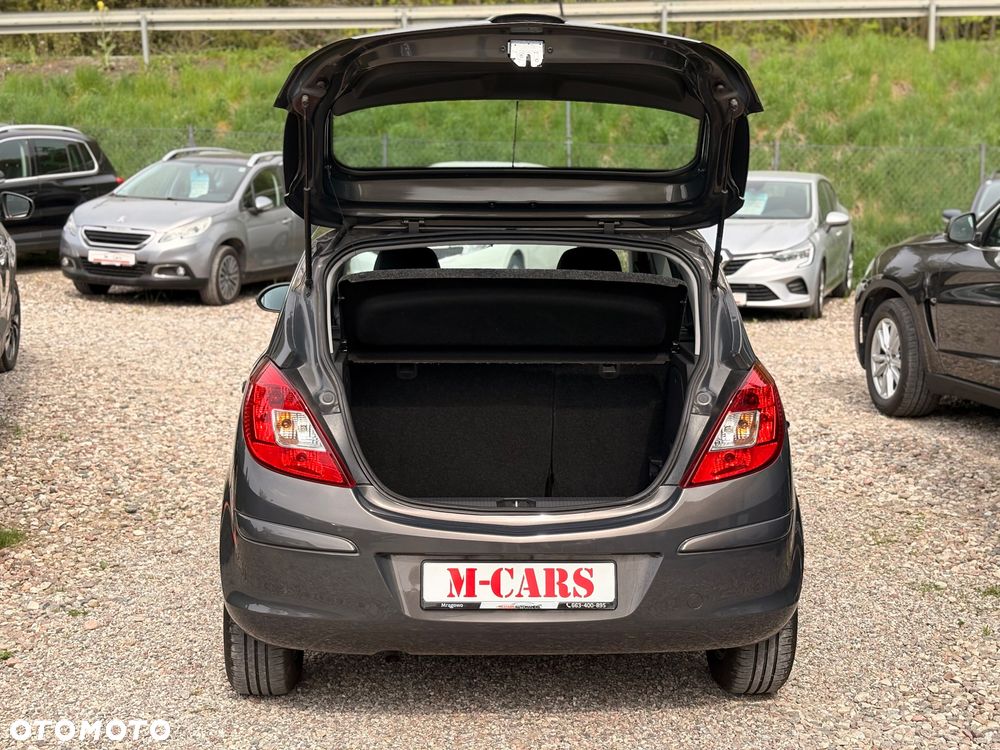 Opel Corsa 1.2 16V Essentia - 19