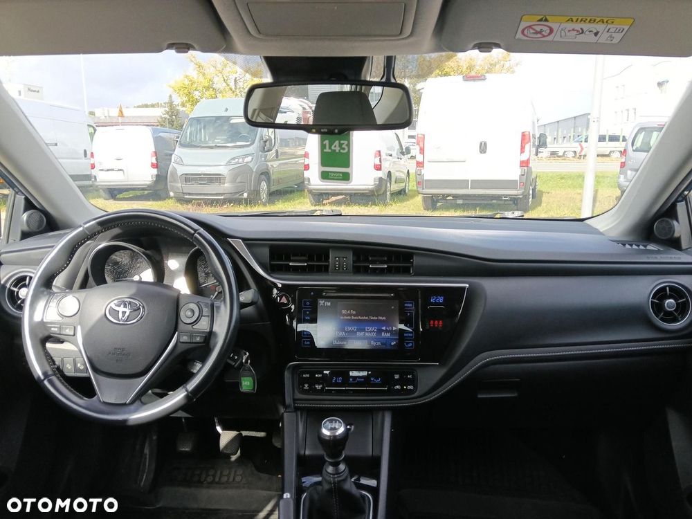 Toyota Auris - 2