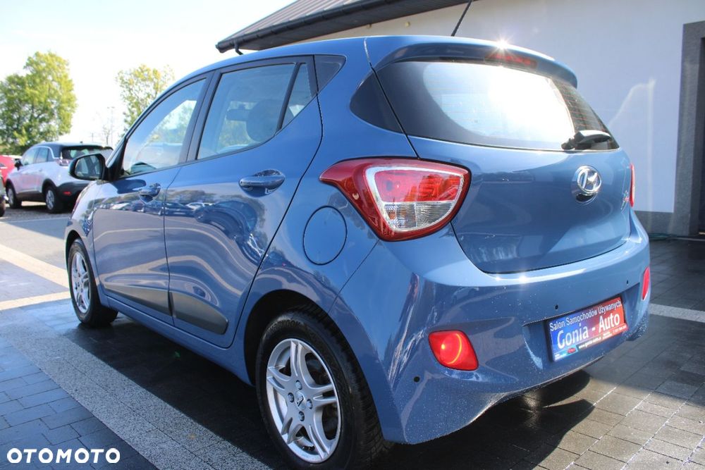 Hyundai i10 - 15