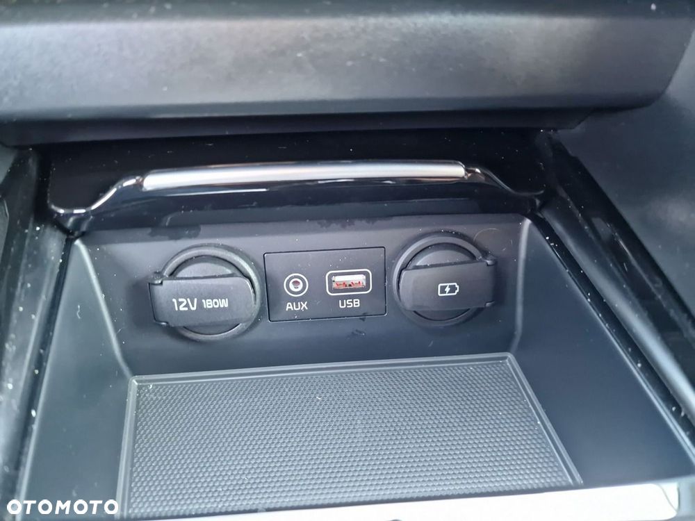 Kia Ceed 1.6 T-GDI GT - 30