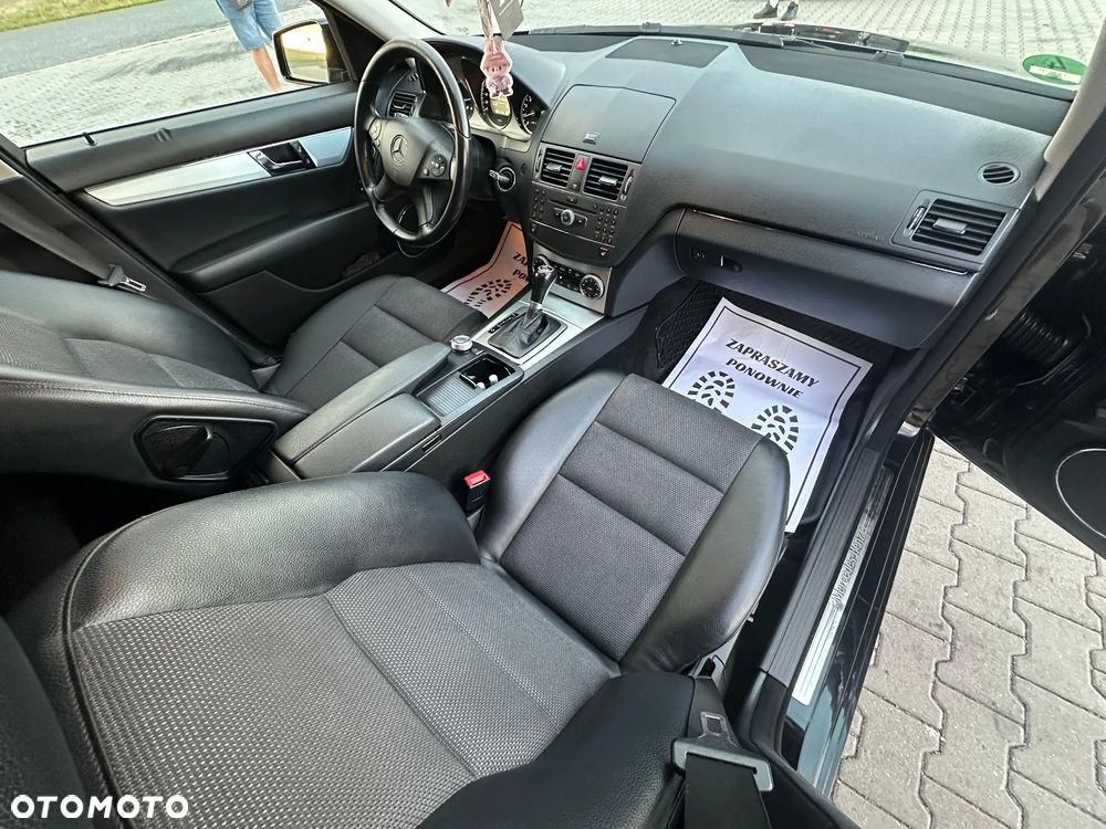 Mercedes-Benz Klasa C 200 (BlueEFFICIENCY) 7G-TRONIC Avantgarde - 25