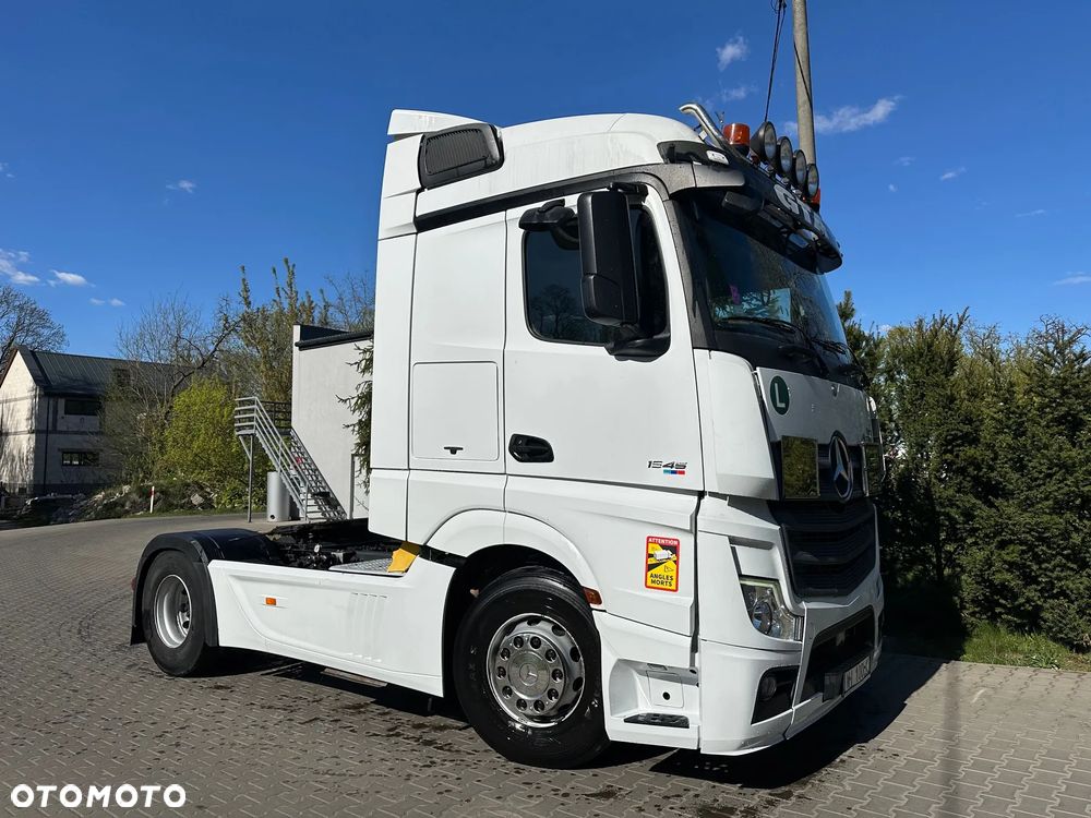 Mercedes-Benz 1845 ADR - 10