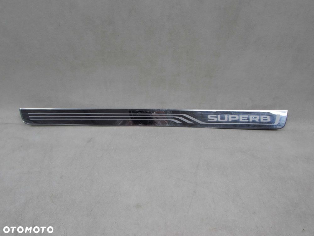 SKODA SUPERB III 15-23 LISTWA PROGU NAKLADKA PRZOD LEWA 3V0853813F - 2