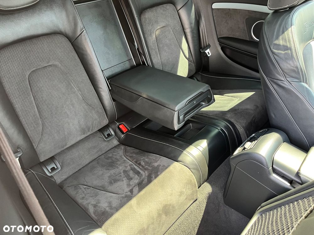 Audi A5 Coupé 3.2 FSI Quattro - 29