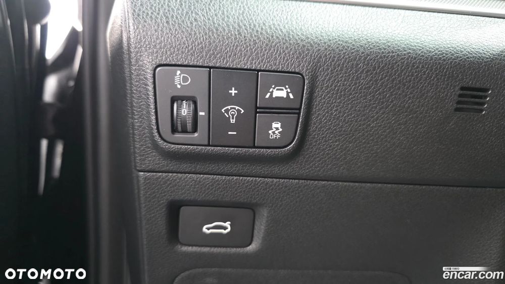 Kia K5 - 20