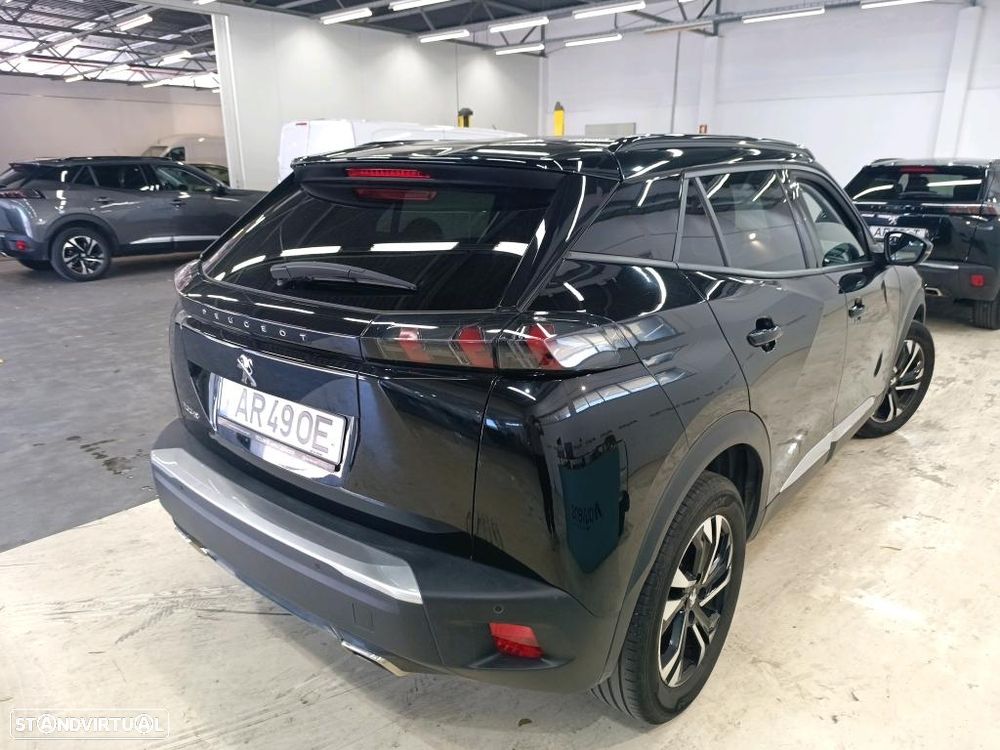 Peugeot 2008 1.2 PureTech Allure - 3