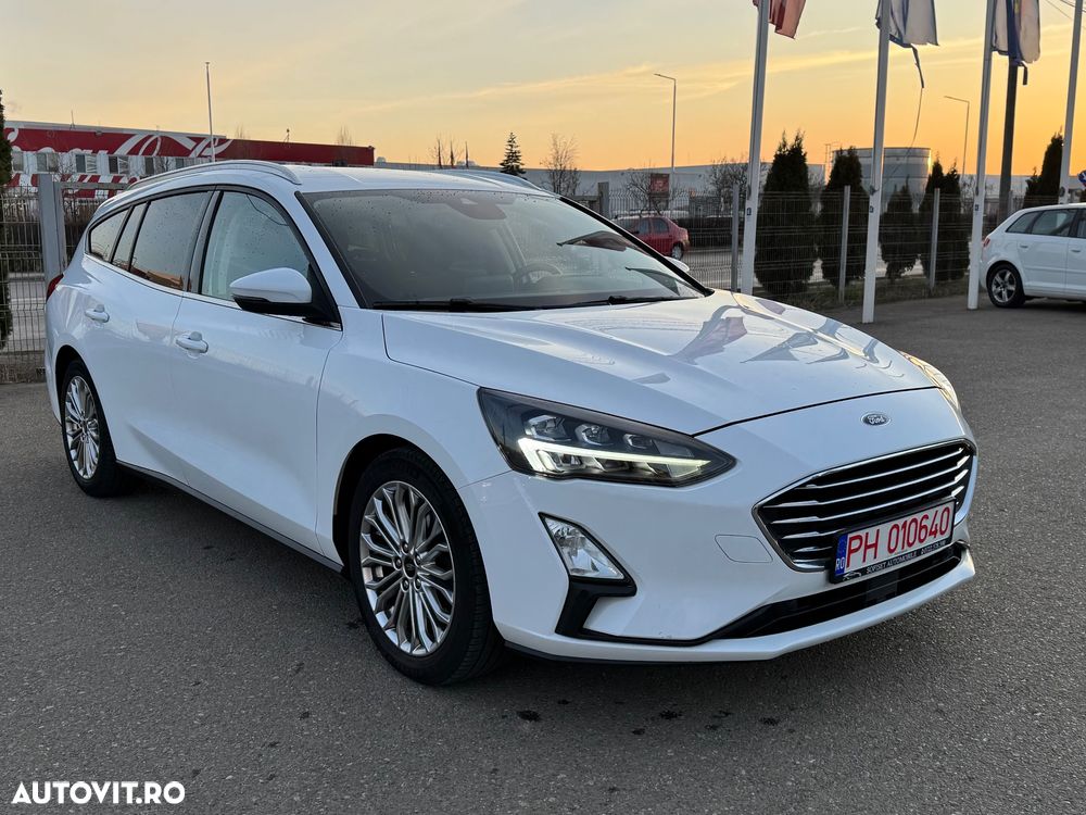 Ford Focus 1.5 EcoBlue Start-Stopp-System TITANIUM - 16