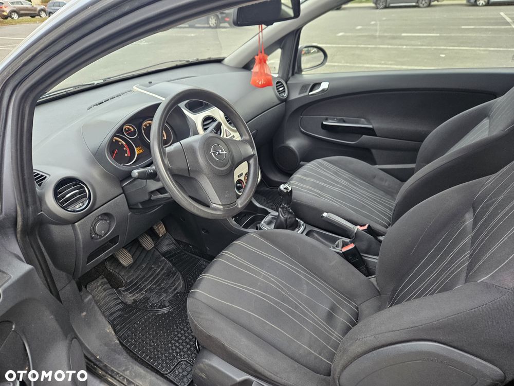 Opel Corsa 1.4 16V Enjoy - 9